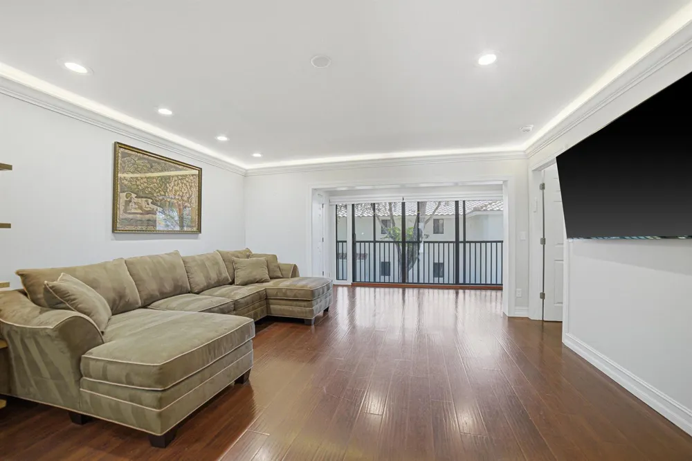 85 PELICAN POINTE DRIVE #203 Delray Beach, FL 33483