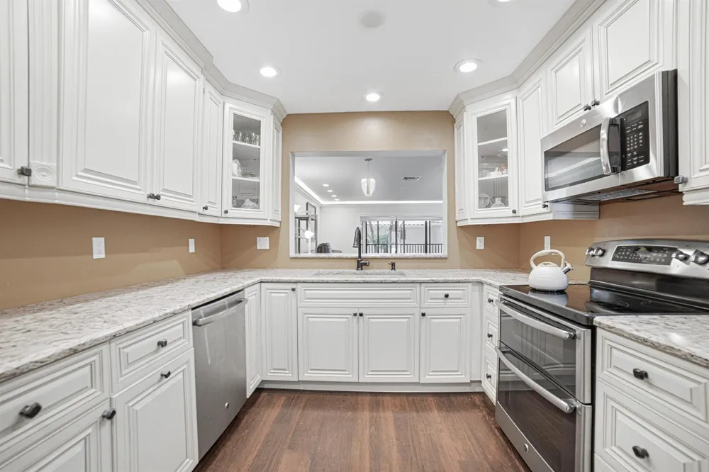 85 PELICAN POINTE DRIVE #203 Delray Beach, FL 33483