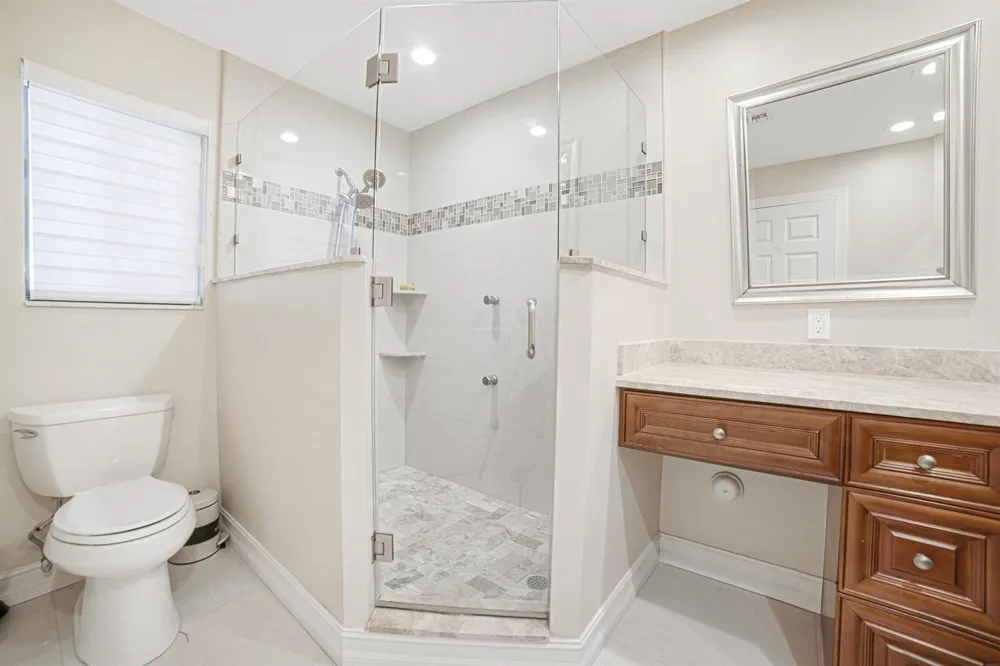 85 PELICAN POINTE DRIVE #203 Delray Beach, FL 33483