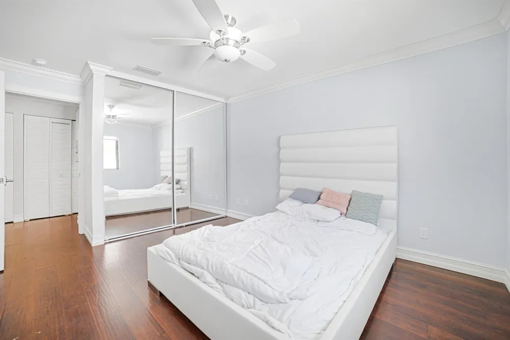 85 PELICAN POINTE DRIVE #203 Delray Beach, FL 33483
