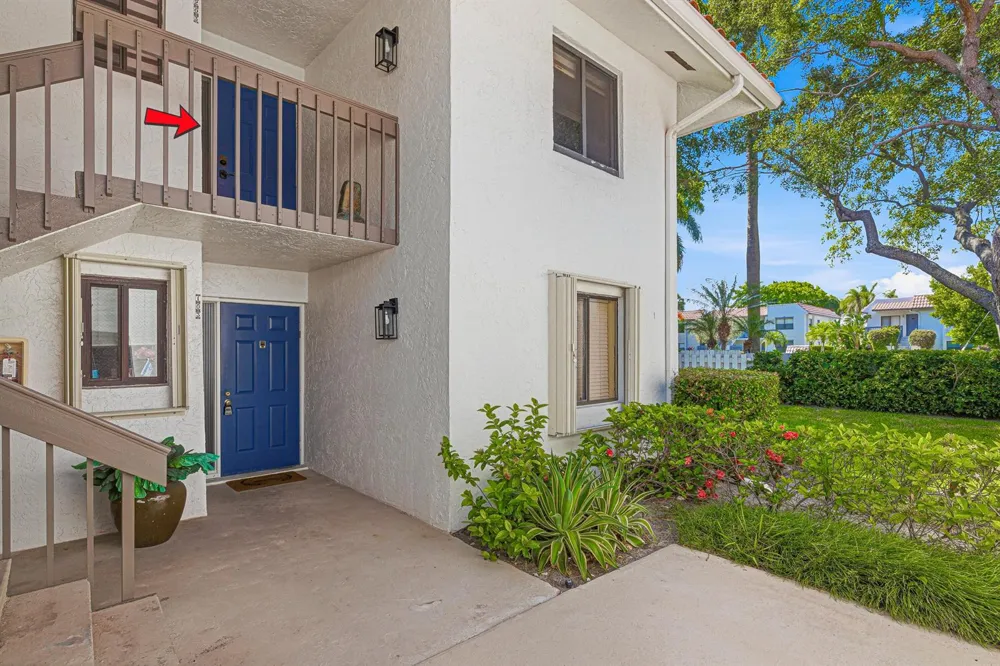 85 PELICAN POINTE DRIVE #203 Delray Beach, FL 33483