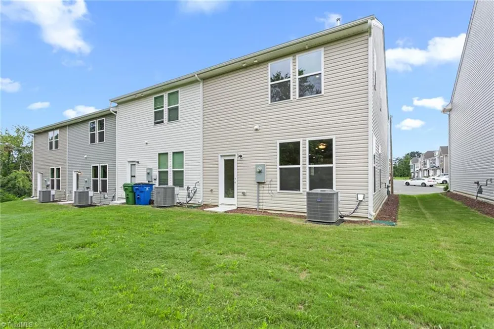 2122 Willow Glen Drive Graham, NC 27253