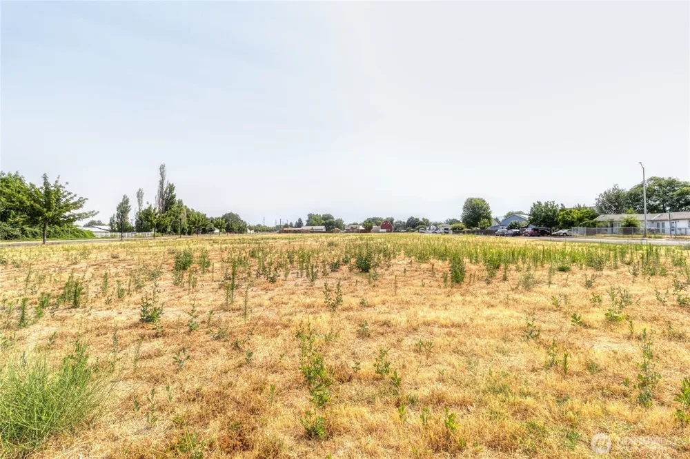 0 TBD Rose Street College Place, WA 99324