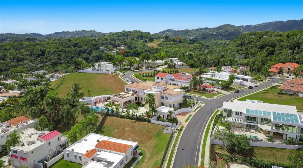 187 GORRION STREET San Juan, PR 00926