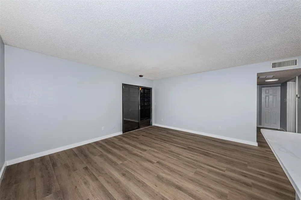 3295 FOX CHASE CIRCLE #107 Palm Harbor, FL 34683