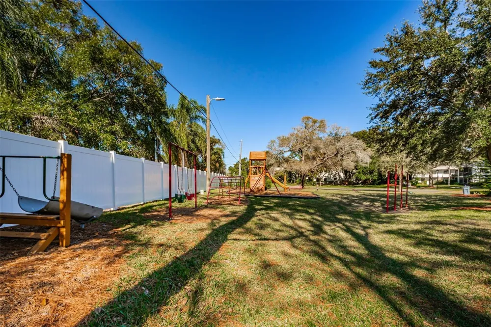 3295 FOX CHASE CIRCLE #107 Palm Harbor, FL 34683