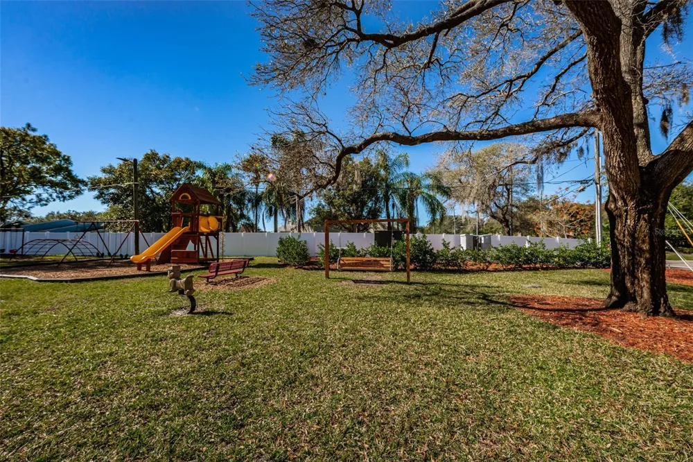 3295 FOX CHASE CIRCLE #107 Palm Harbor, FL 34683