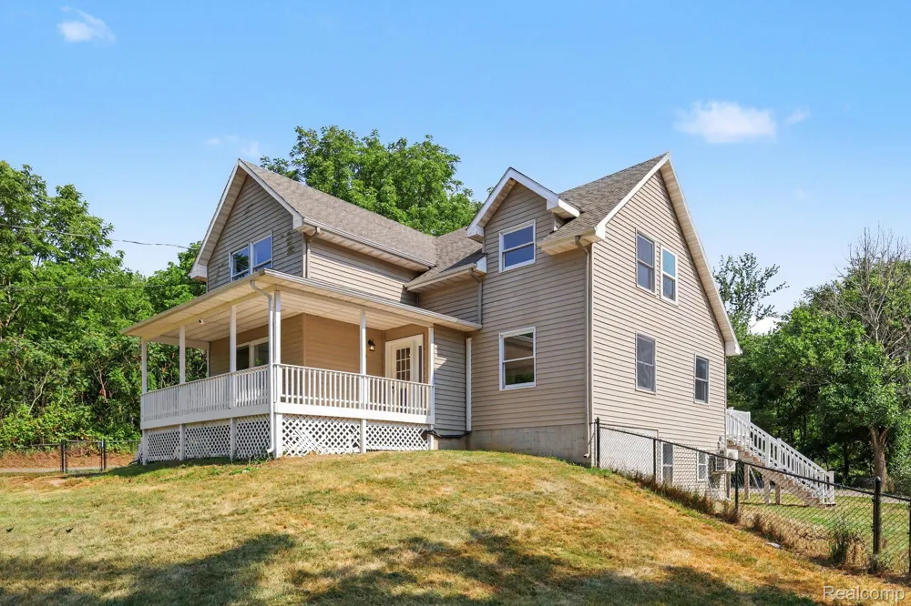 1253 Harper Road Alaiedon Township, MI 48854