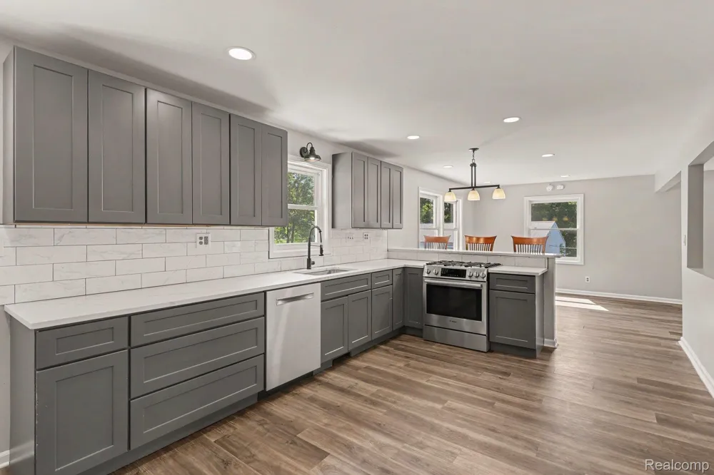 1253 Harper Road Alaiedon Township, MI 48854