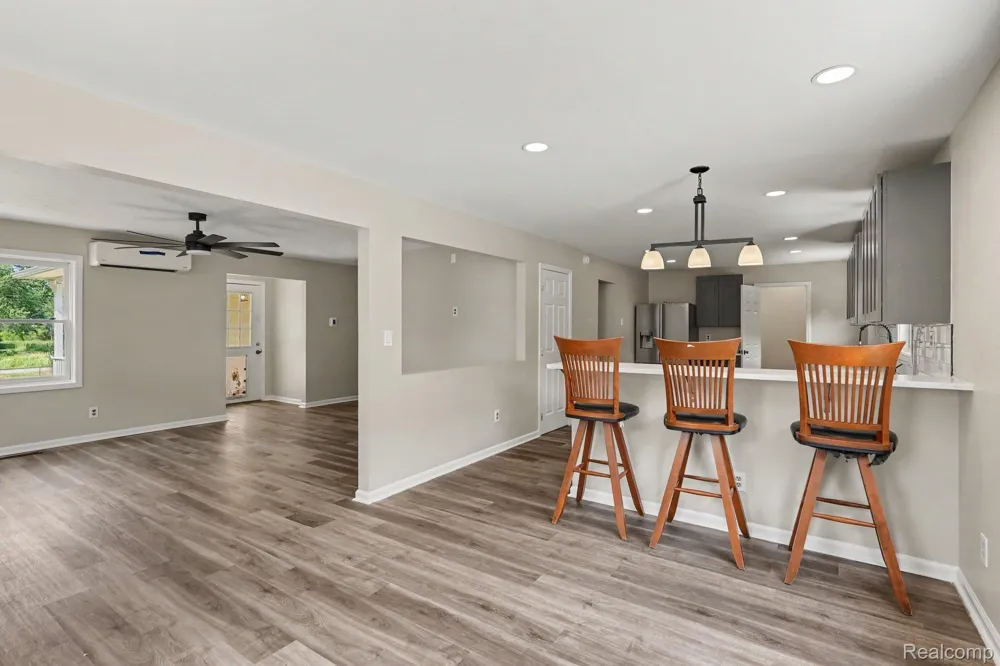 1253 Harper Road Alaiedon Township, MI 48854