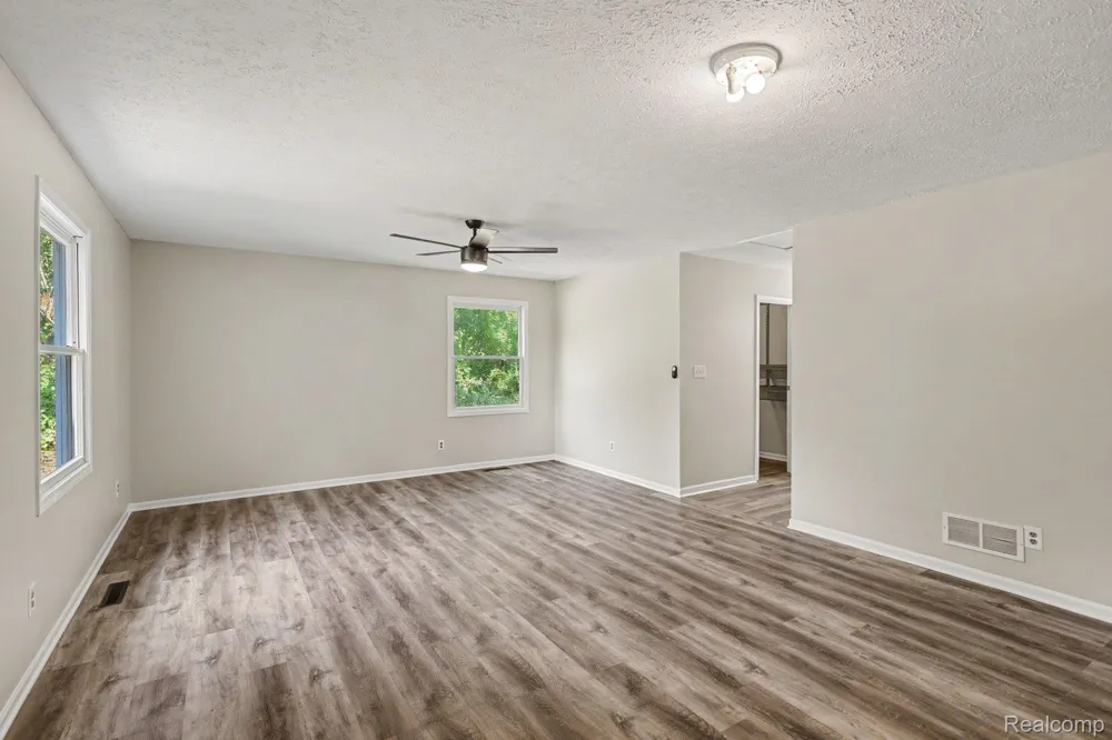 1253 Harper Road Alaiedon Township, MI 48854