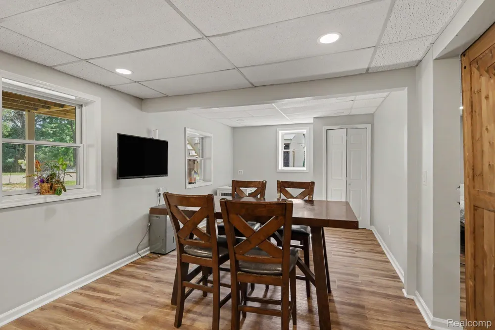 1253 Harper Road Alaiedon Township, MI 48854