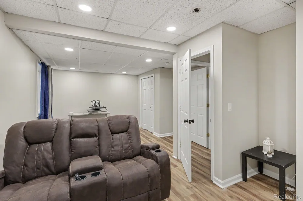 1253 Harper Road Alaiedon Township, MI 48854