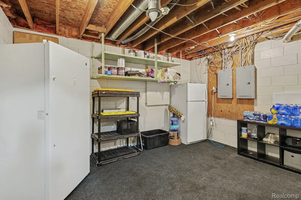 1253 Harper Road Alaiedon Township, MI 48854