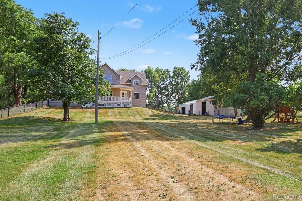 1253 Harper Road Alaiedon Township, MI 48854