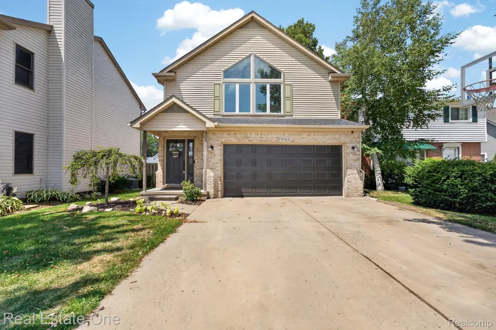 30364 Adams Drive Gibraltar City, MI 48173