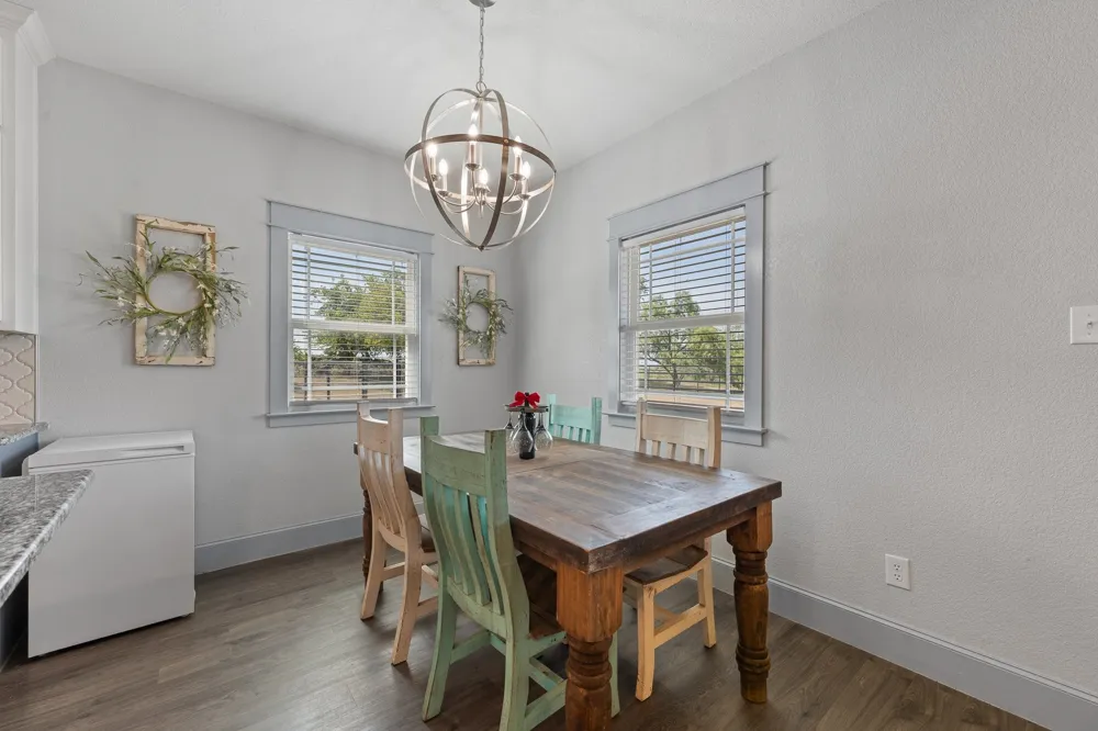 8868 County Road 1205 Grandview, TX 76050