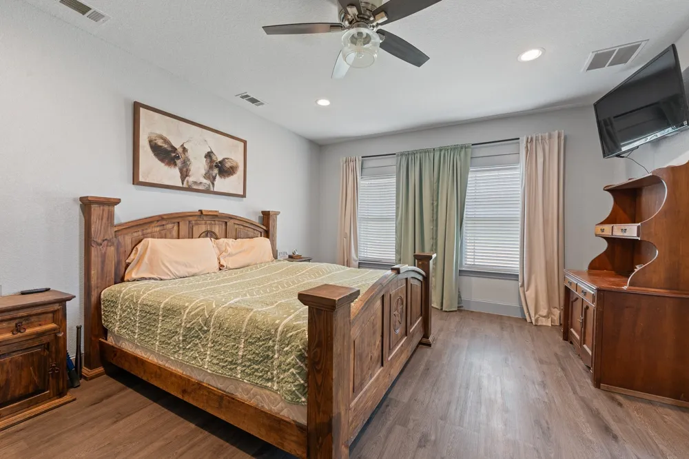 8868 County Road 1205 Grandview, TX 76050
