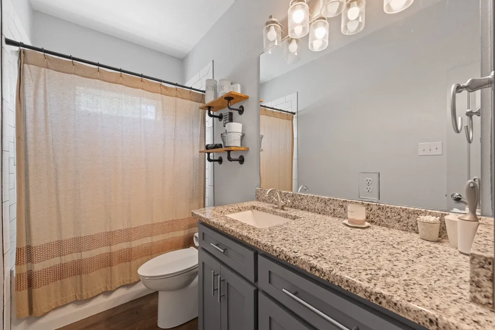 8868 County Road 1205 Grandview, TX 76050