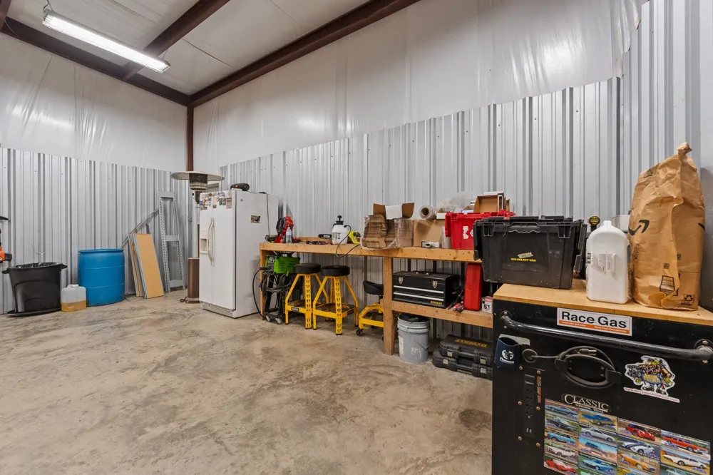 8868 County Road 1205 Grandview, TX 76050
