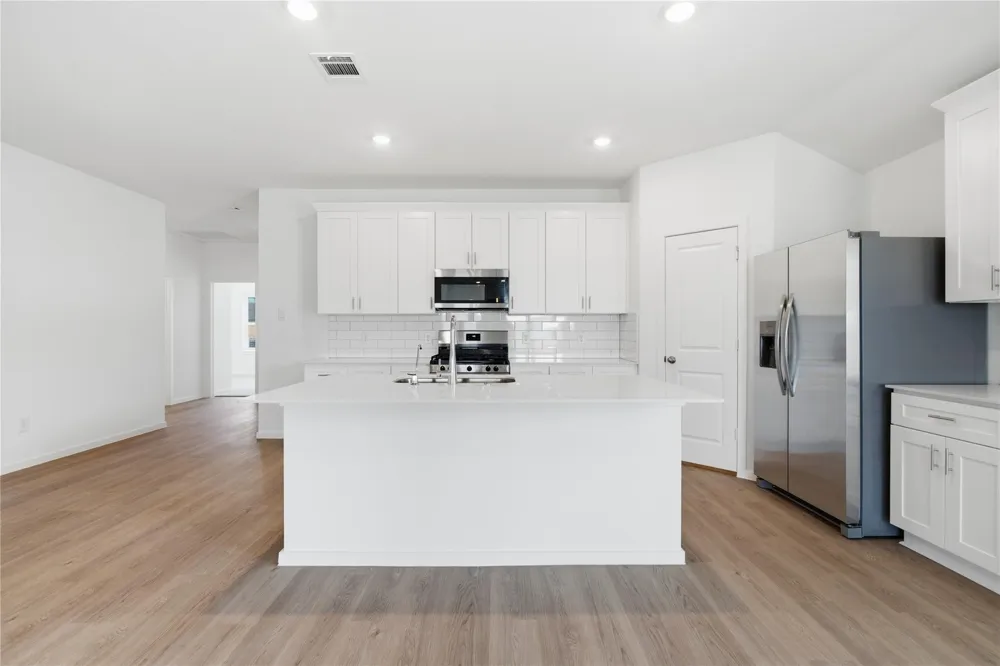 9030 Shady Cabana Way Iowa Colony, TX 77583