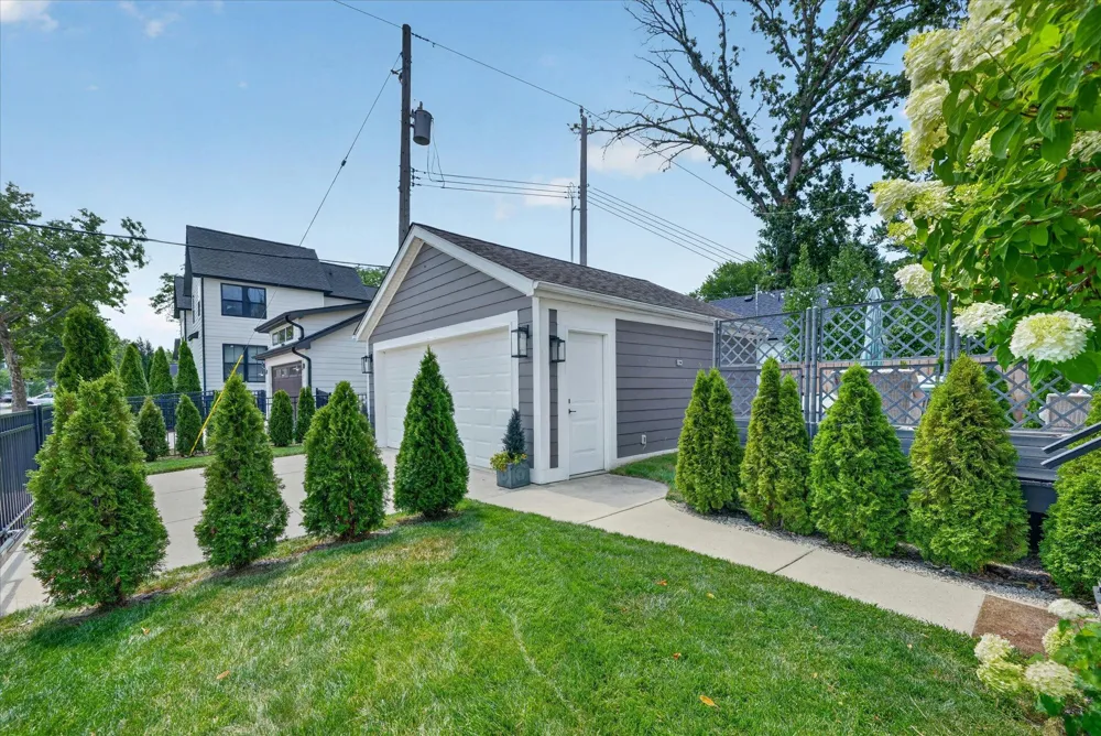 1992 Holland Street Birmingham, MI 48009