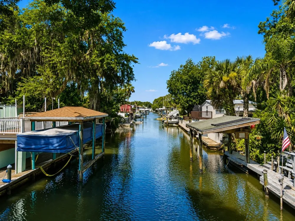 173 FLAMINGO RD Edgewater, FL 32141