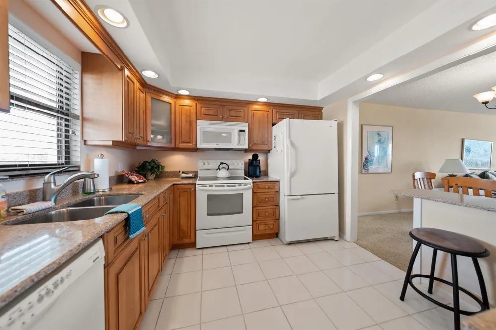 1230 GULF BOULEVARD #403 Clearwater Beach, FL 33767