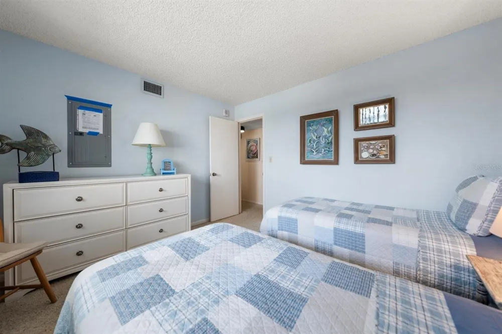 1230 GULF BOULEVARD #403 Clearwater Beach, FL 33767
