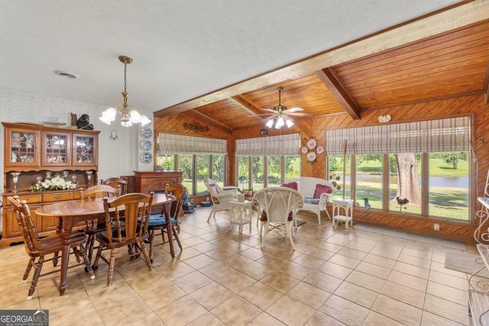 818 McCrary RD Molena, GA 30258