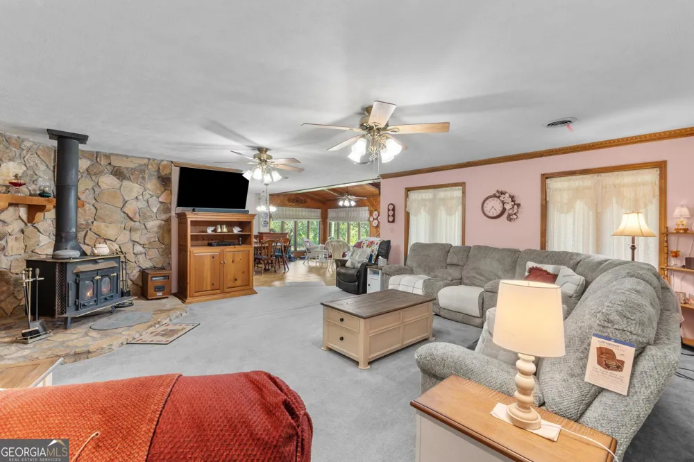818 McCrary RD Molena, GA 30258
