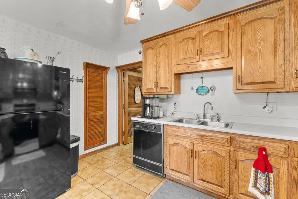818 McCrary RD Molena, GA 30258