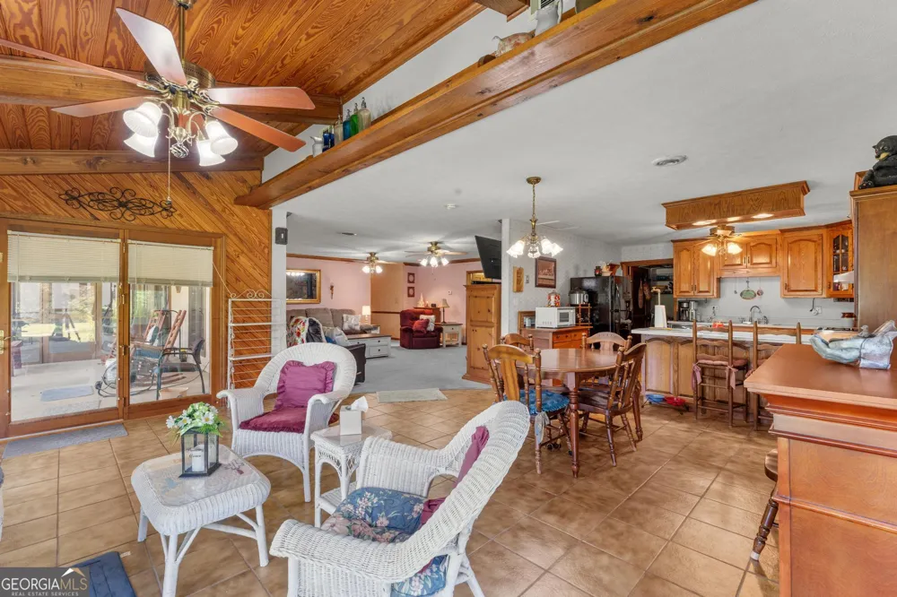 818 McCrary RD Molena, GA 30258