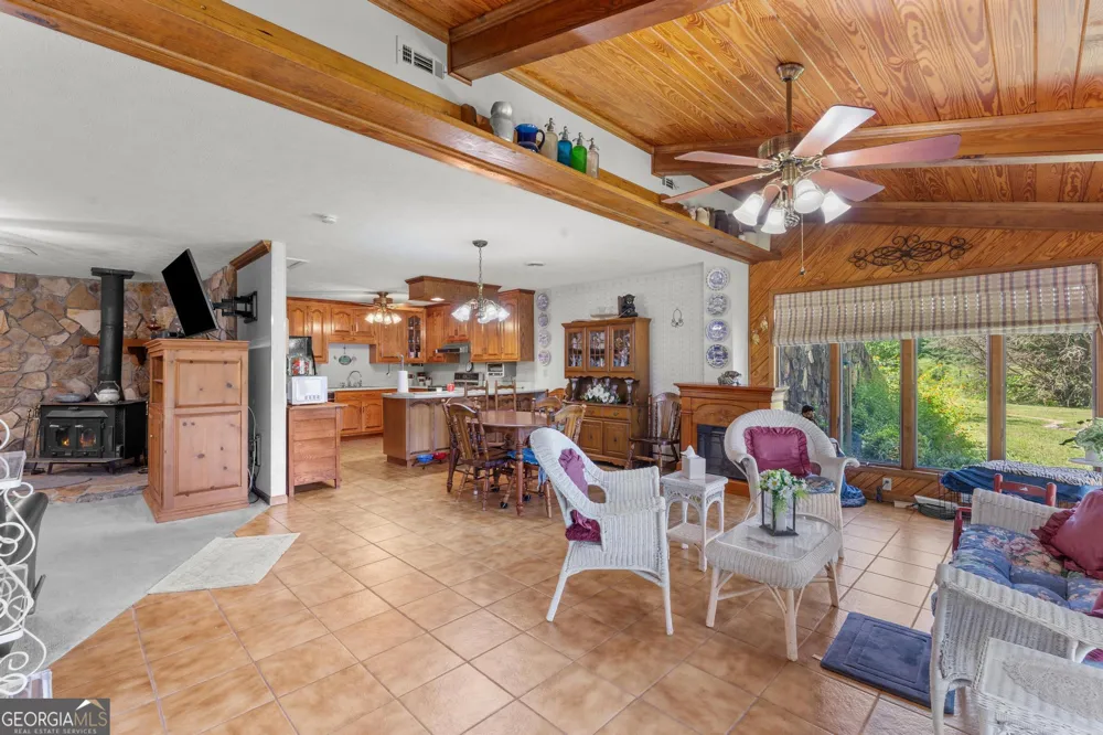 818 McCrary RD Molena, GA 30258