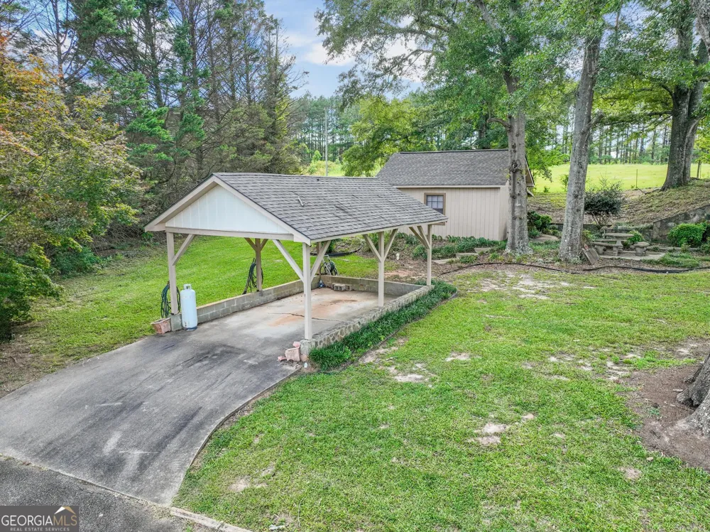 818 McCrary RD Molena, GA 30258