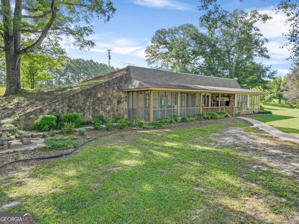 818 McCrary RD Molena, GA 30258