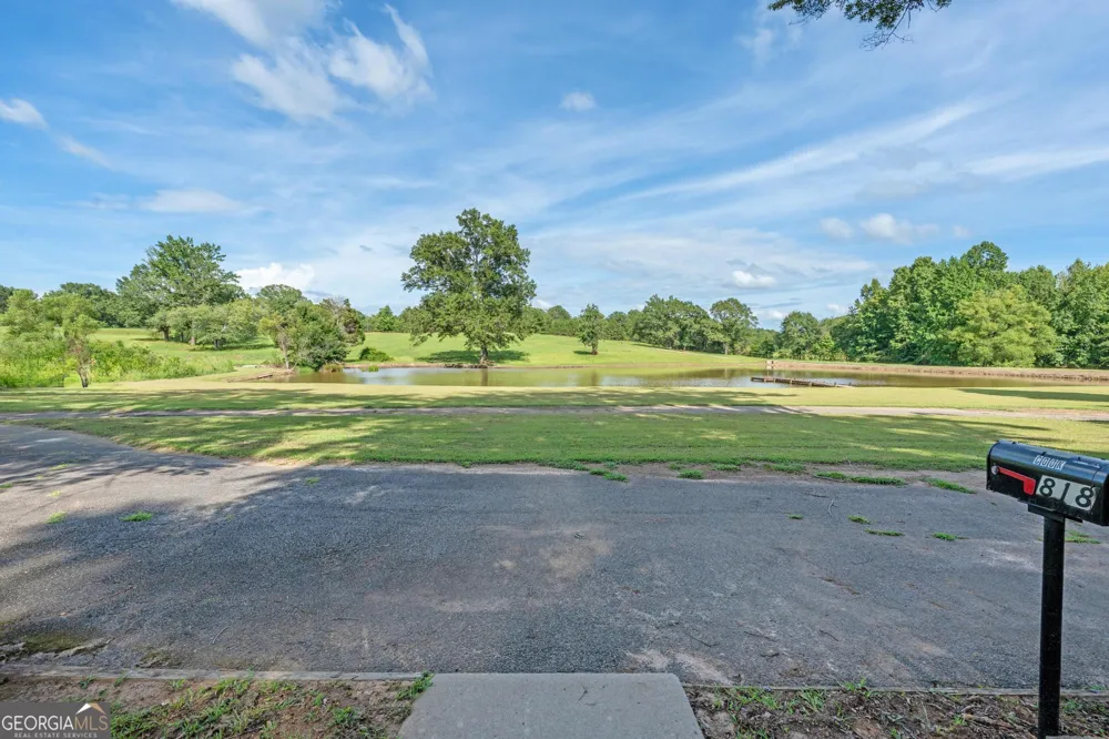 818 McCrary RD Molena, GA 30258