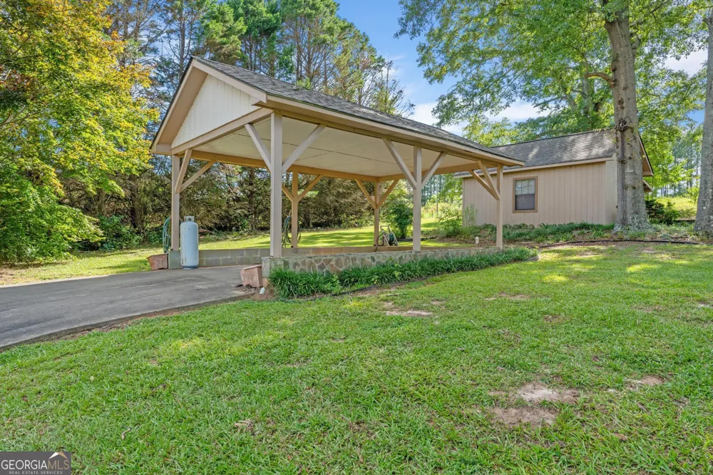 818 McCrary RD Molena, GA 30258