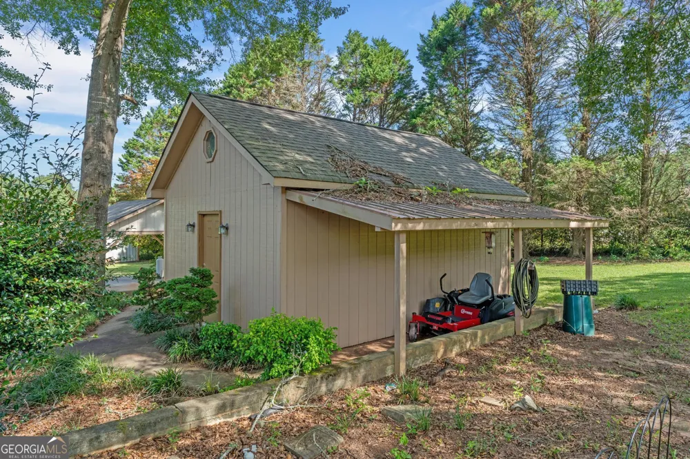 818 McCrary RD Molena, GA 30258