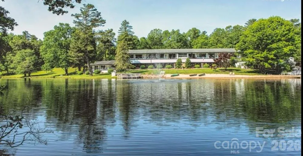 1150 W Blue Ridge Road #220 Flat Rock, NC 28731
