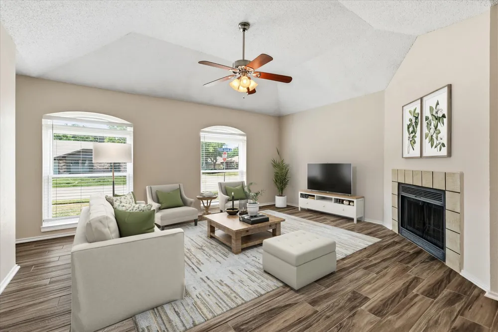 114 Glade Shadow Drive Euless, TX 76039