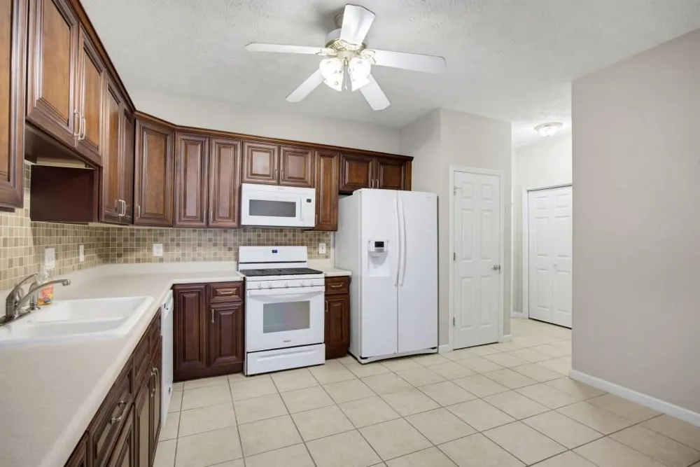 3706 Villa Springs Circle Powder Springs, GA 30127