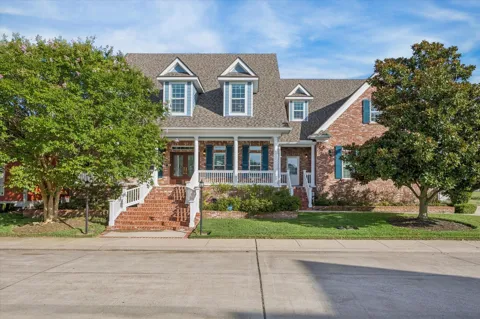5 Gentry Lane