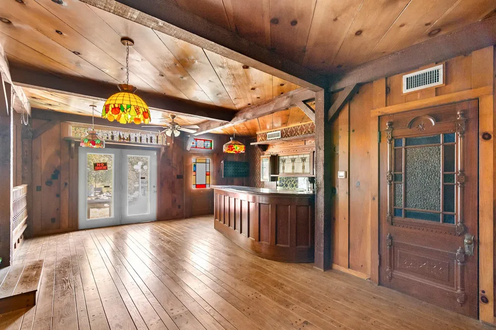 1101 Clark Street Yoakum, TX 77995