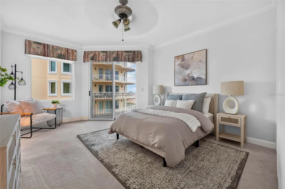 555 5TH AVENUE NE #521 St Petersburg, FL 33701