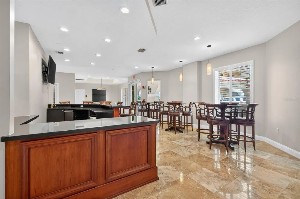 555 5TH AVENUE NE #521 St Petersburg, FL 33701