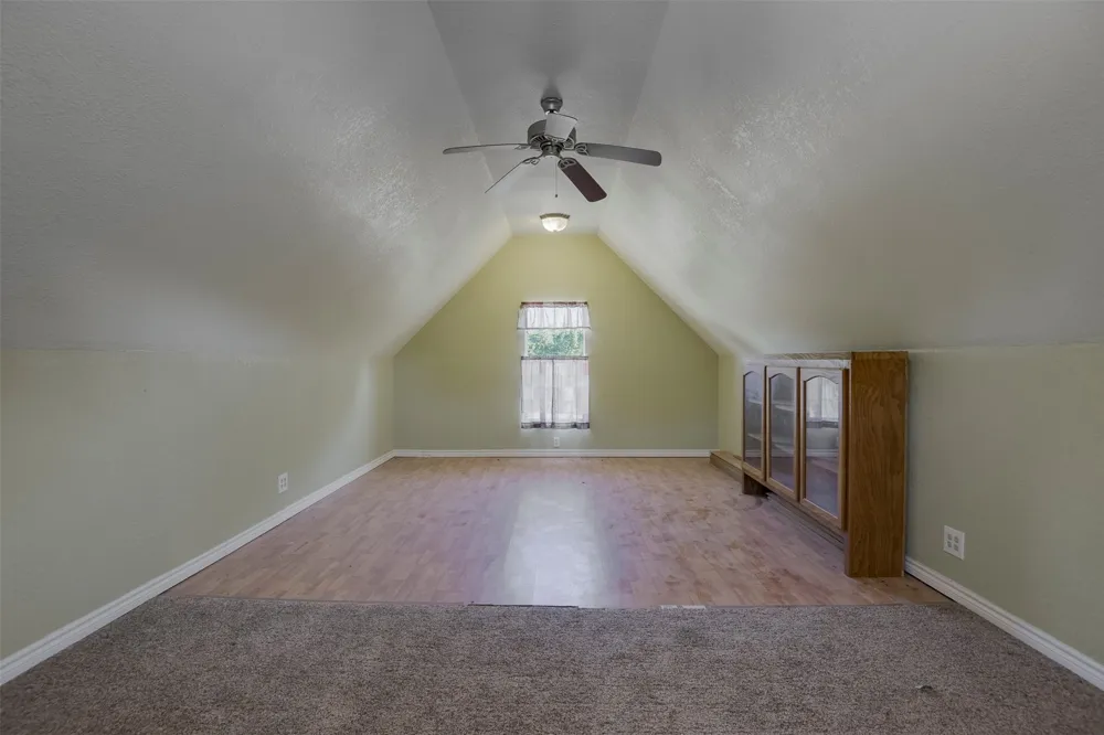 102 Tiffany Trail Weatherford, TX 76086