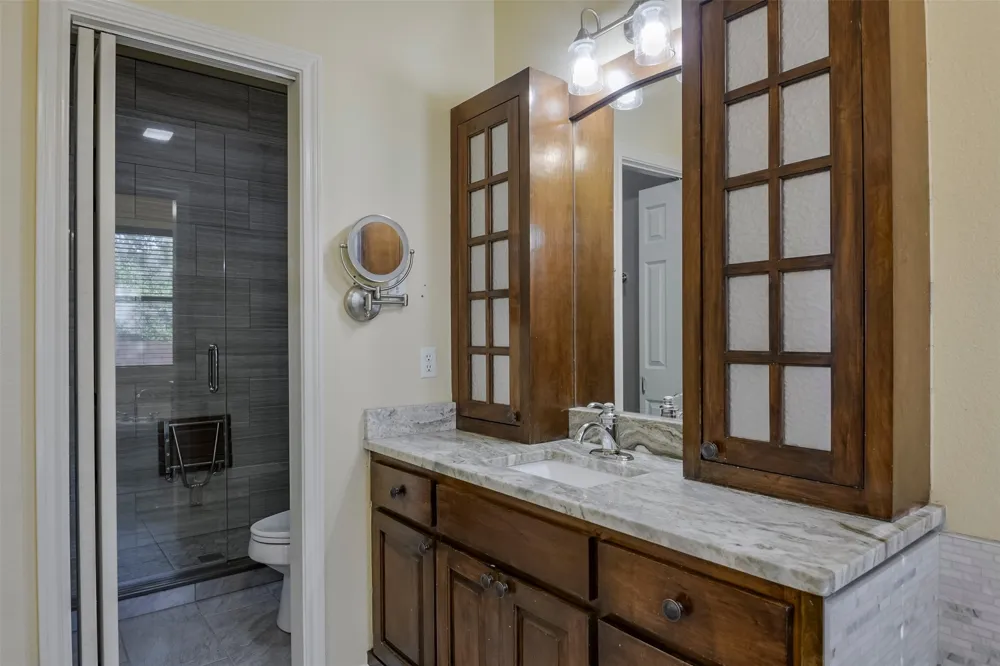 102 Tiffany Trail Weatherford, TX 76086