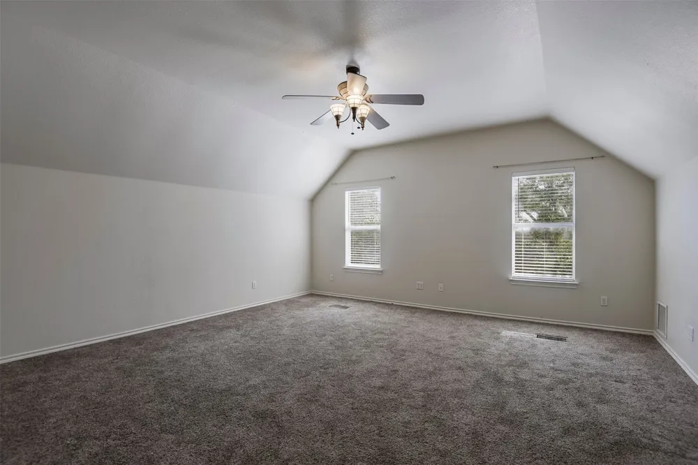 102 Tiffany Trail Weatherford, TX 76086