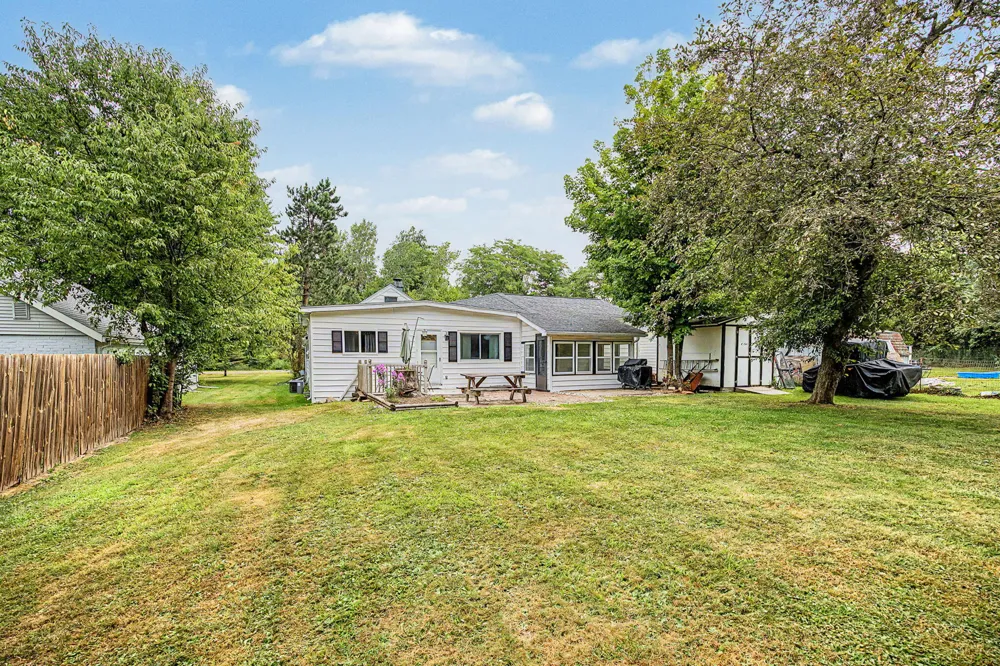 6315 Bishop Road Lansing, MI 48911